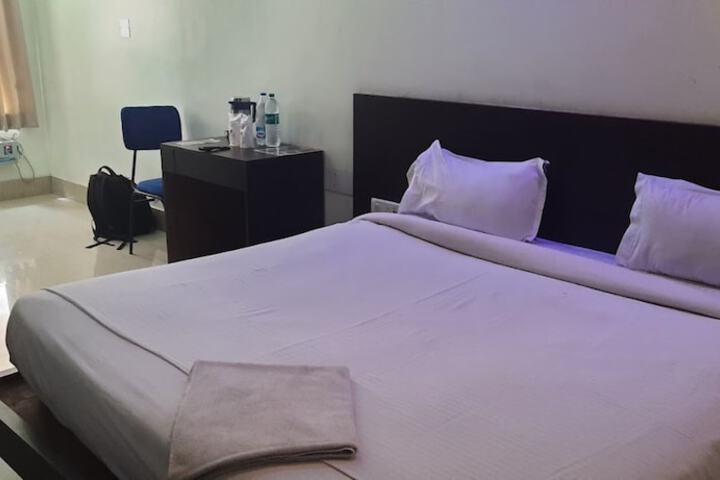 Room 3 of 23