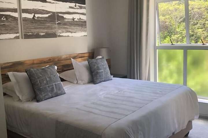 Room 4 of 11