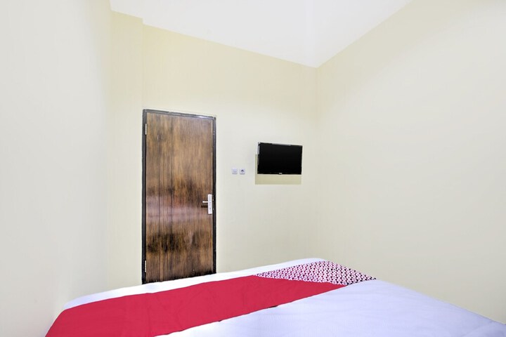 Room 11 of 29