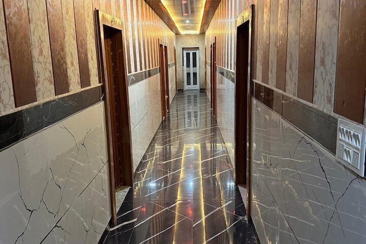 Room 4 of 23