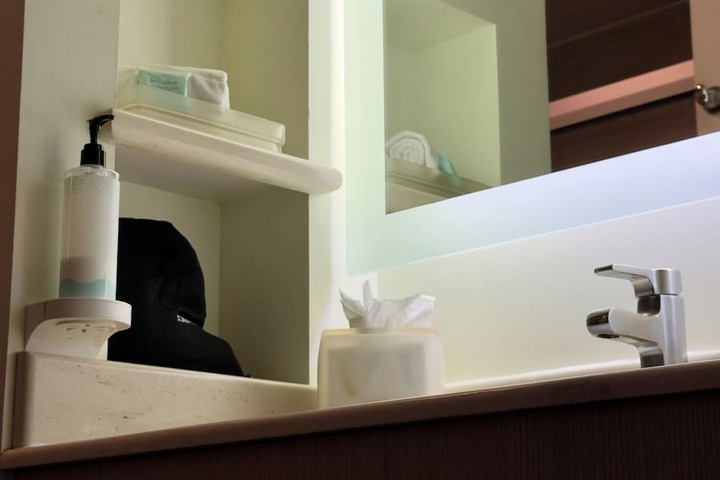 Clean Restrooms