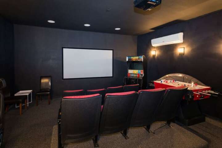 Room 60 of 87