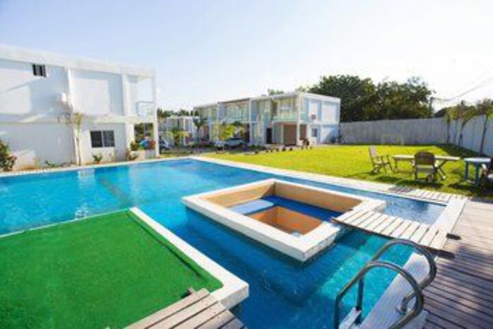 Pool 9 of 14