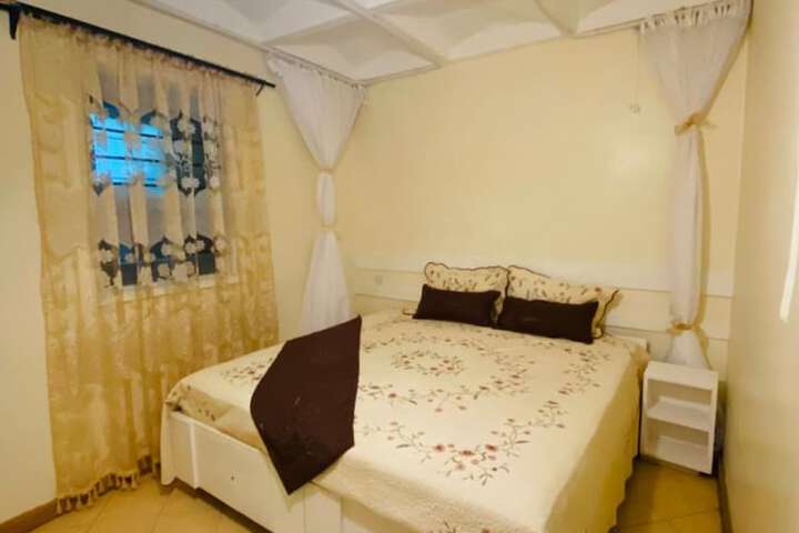Room 13 of 24