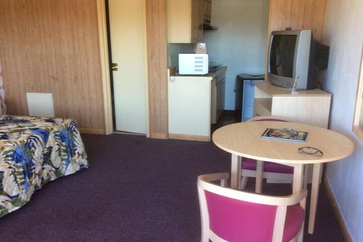 Room 21 of 53
