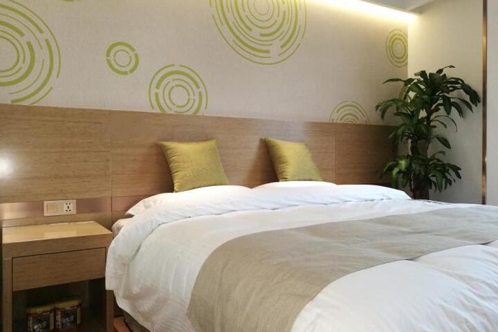 GreenTree Inn Shanghai Qipu Road Tiantong Road Subway Station Express Hotel
