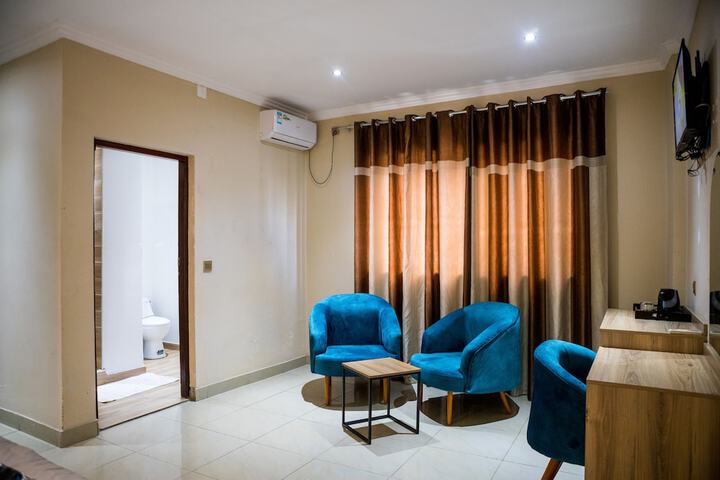Room 7 of 7