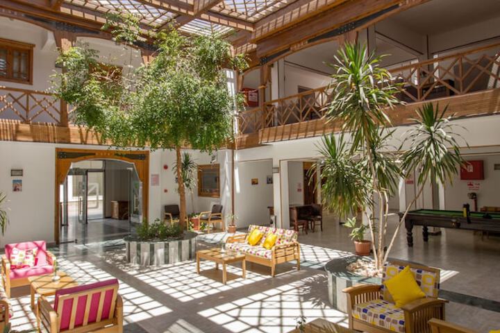 Guest Lobby