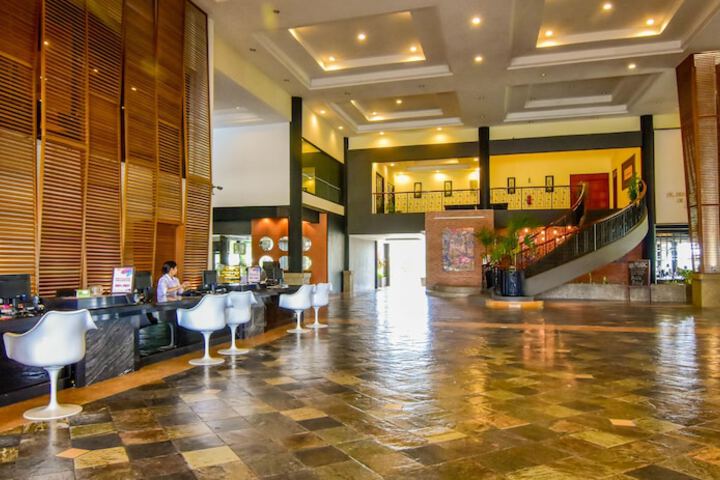 Hotel Interior 2 of 71