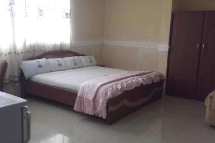 Room 4 of 21