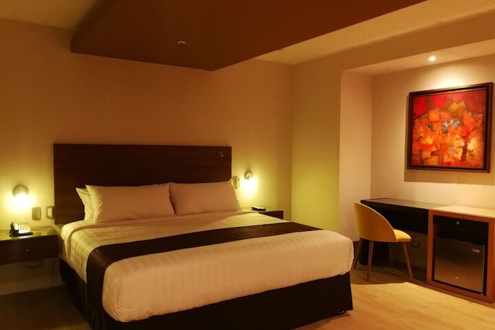 Room 6 of 47