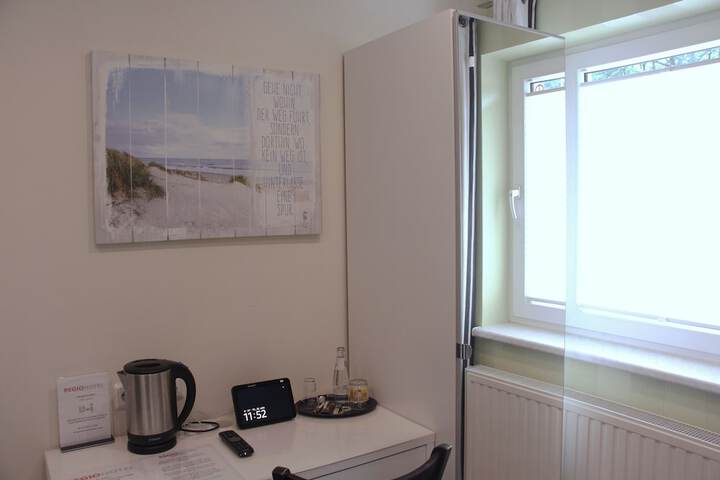 Room 16 of 68