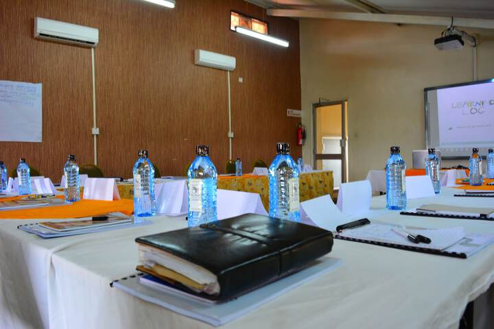 Meeting 33 of 37