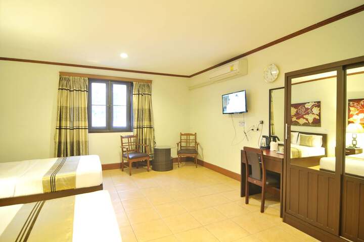 Room 16 of 41
