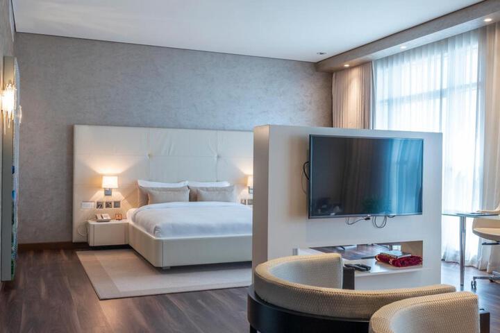 Room 28 of 55