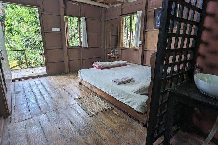 Room 31 of 146