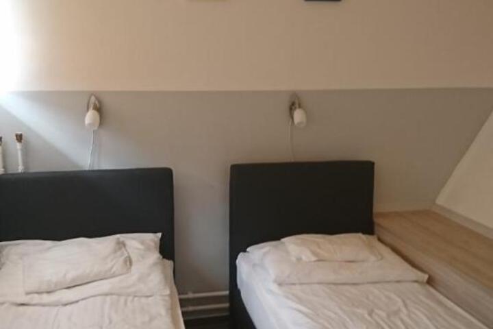 General 34 of 100