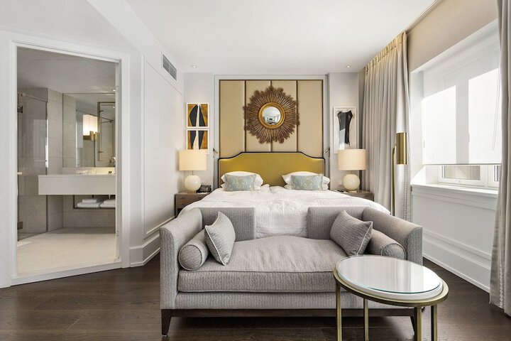 Room 21 of 166