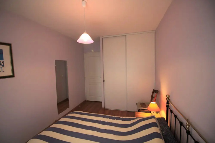 Room 9 of 14