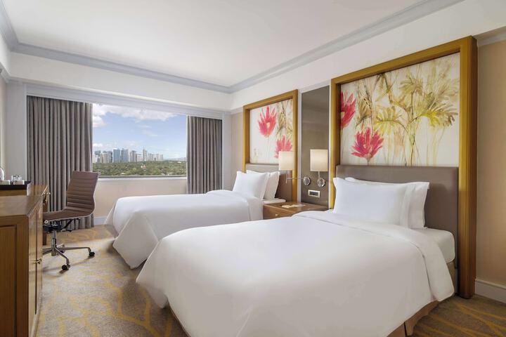 Room 20 of 100