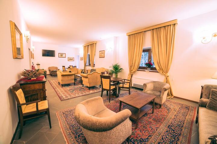 Room 26 of 69