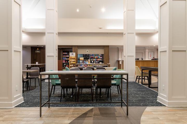 Entrance & Lobby