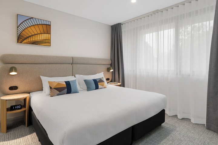 Room 4 of 53