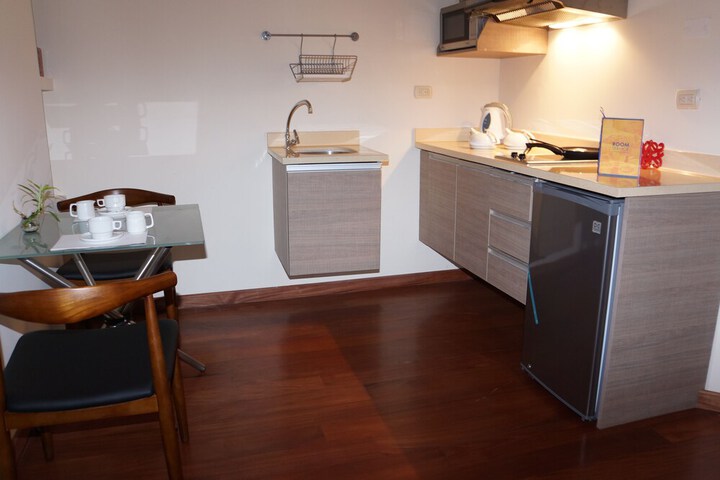 Private kitchenette
