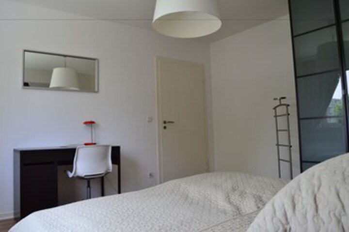 Room 113 of 177