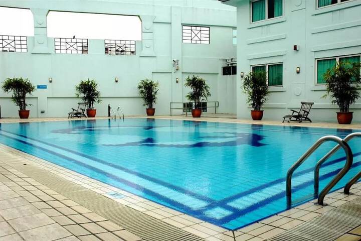 Hotel with Pool