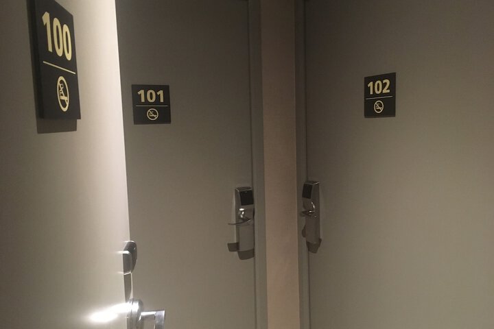 Room 15 of 119