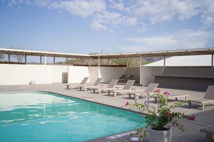 Pool 38 of 43