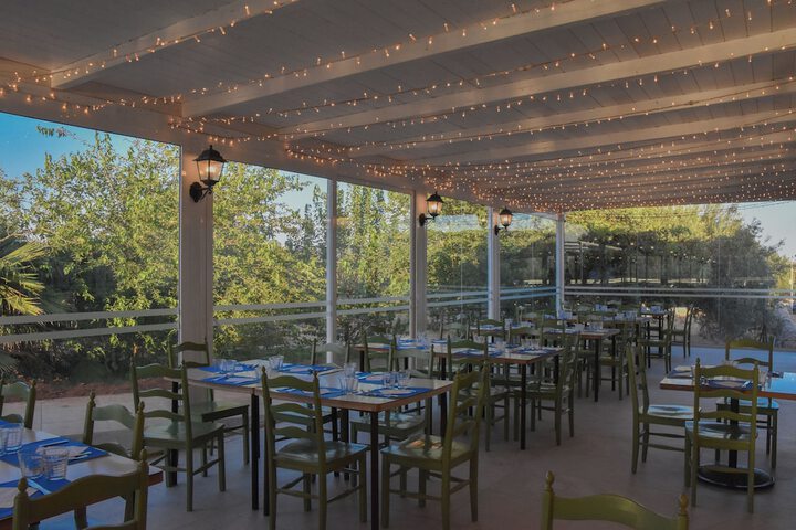 Dining 100 of 131