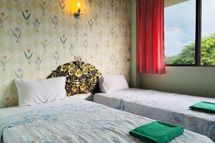 Room 12 of 55