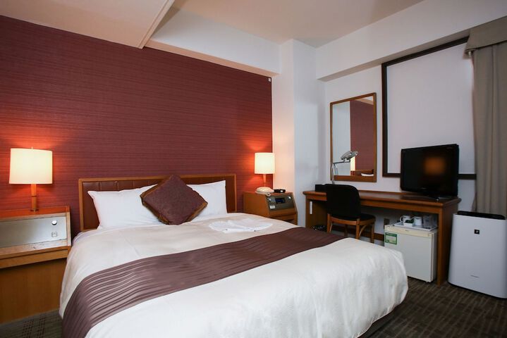 Room 5 of 31