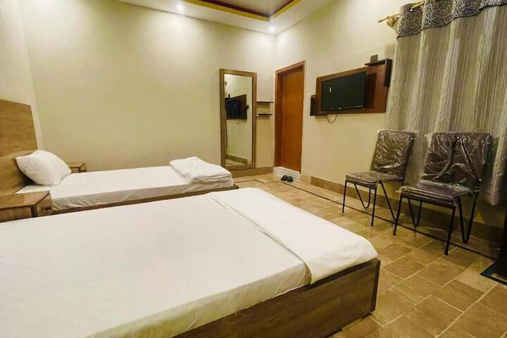 Room 7 of 36