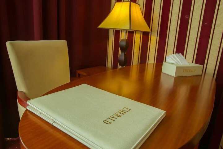 Room 30 of 67