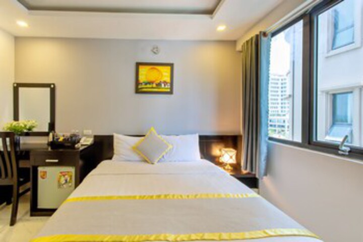 Room 48 of 94
