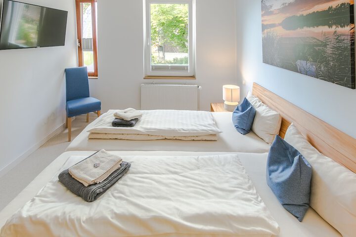 Room 12 of 48