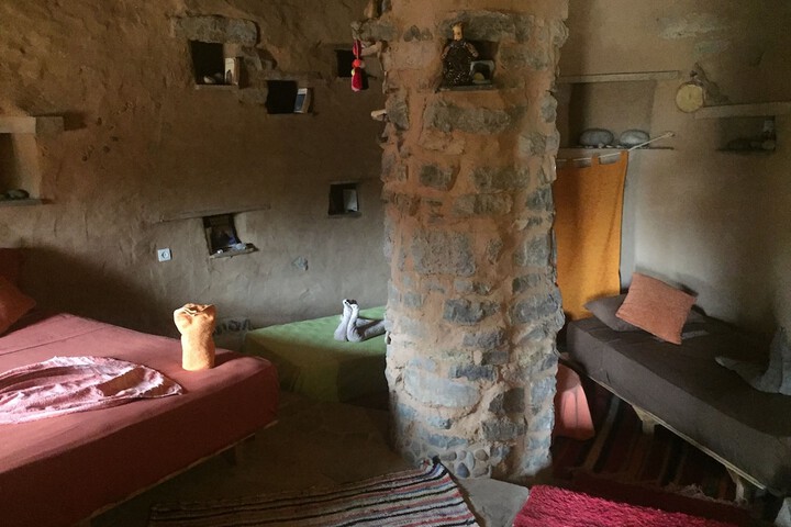 Room 3 of 34