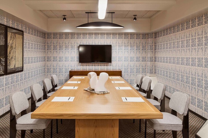 Meeting facility