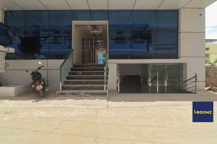 Hotel 4 of 7
