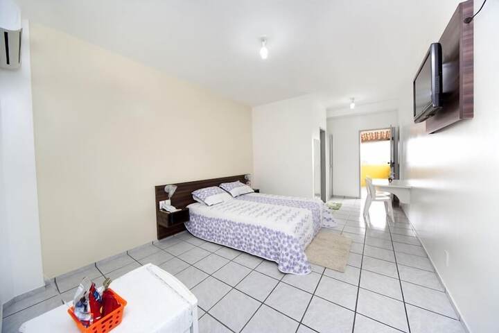 Room 14 of 35