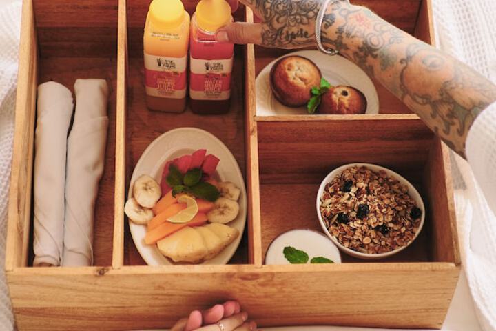Breakfast/Coffee Service 196 of 252