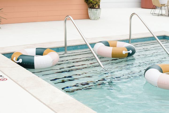 Pool 42 of 71