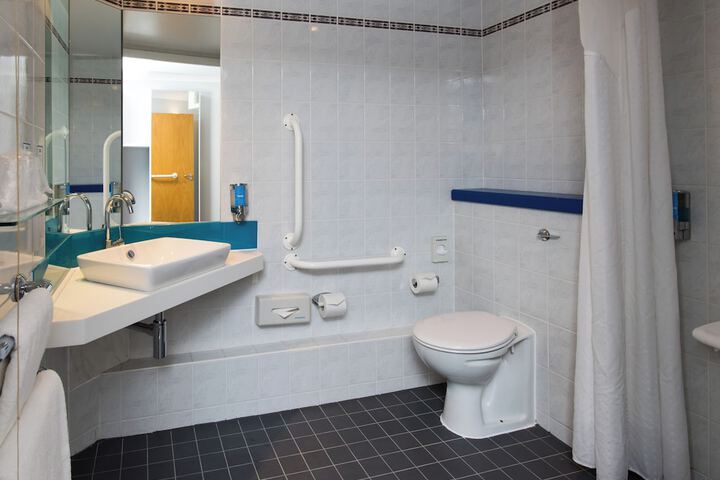 Clean Restrooms