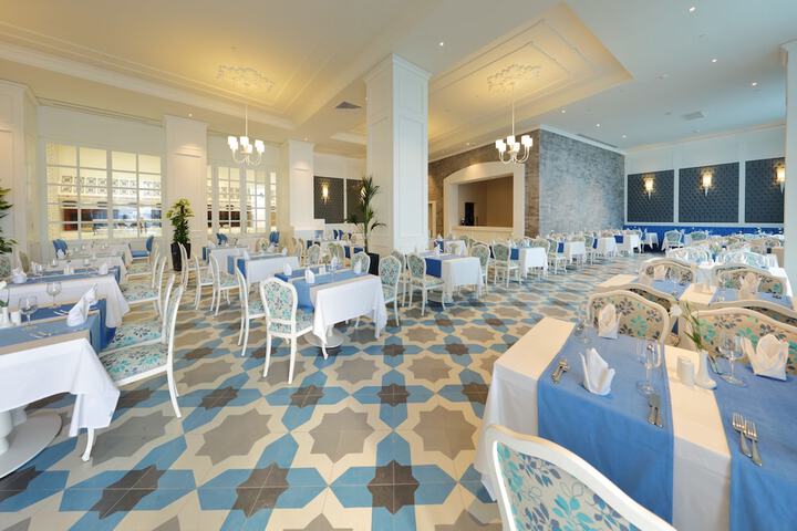 Dining 93 of 147
