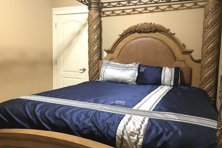 Room 19 of 47