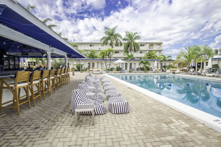 Pool 108 of 142
