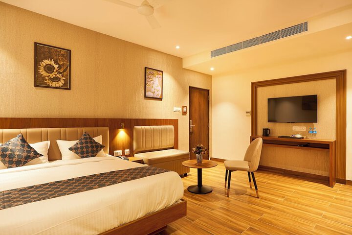 Room 28 of 54